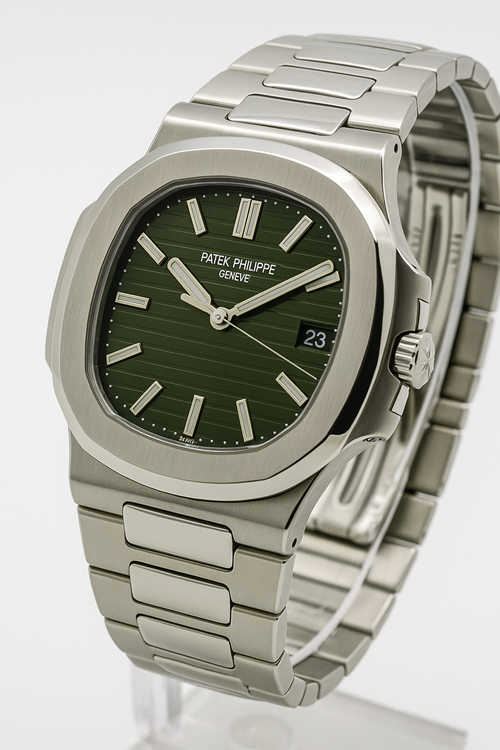 Nautilus-Style Luxury Watch for Men – Stainless Steel Black Dial, Quartz Precision, Scratch-Resistant Sapphire – Limited Edition Under 3500RS