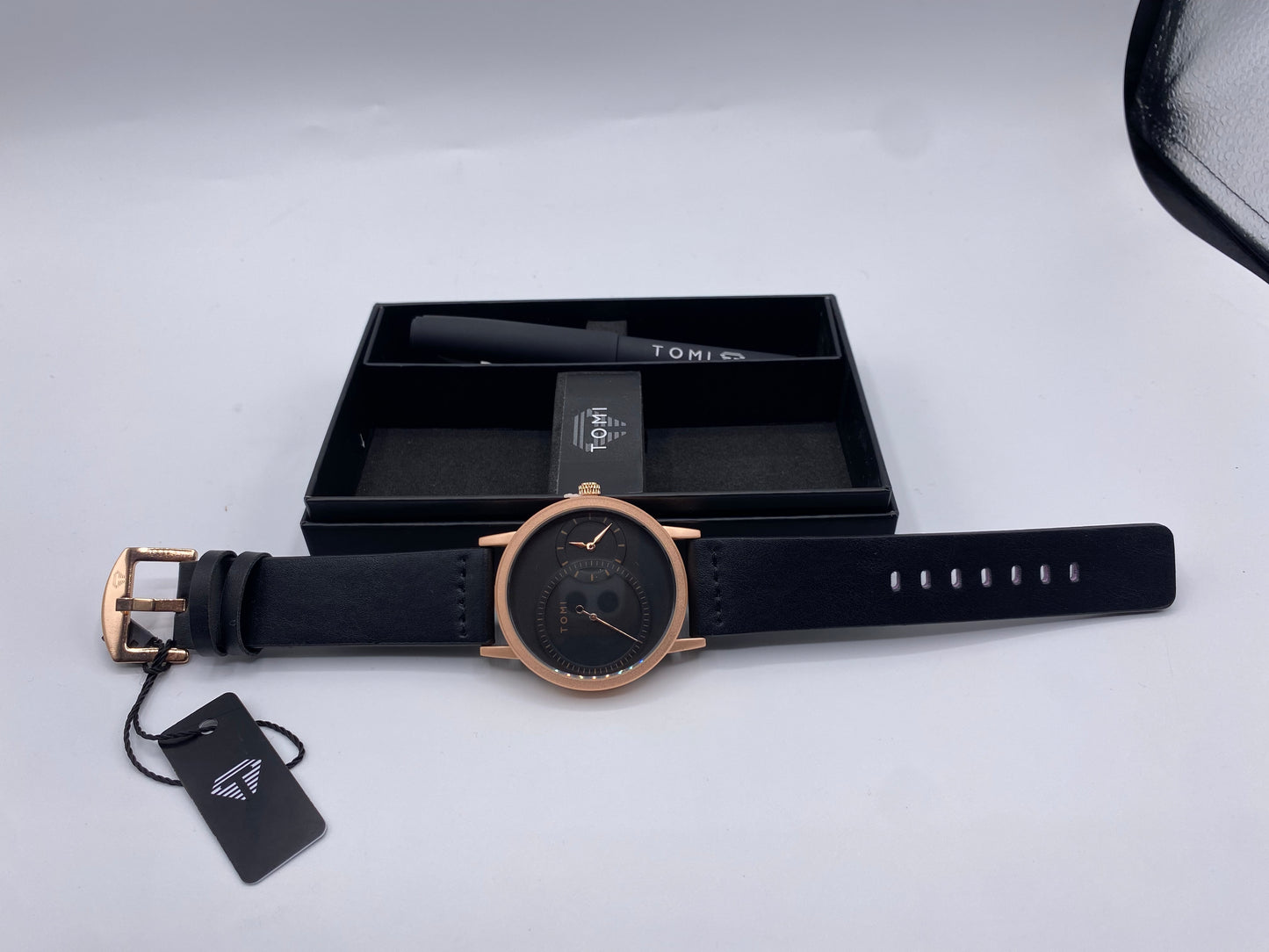 TOMI Men’s Luxury Gift Set –  Gold Black Dial Watch with Leather Strap & Signature Pen