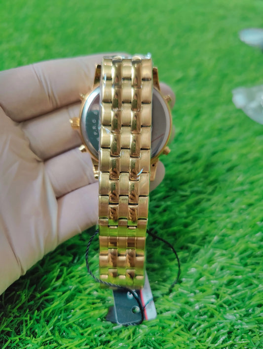 Two-tone men’s gold chain watch with black dial by Success Way – Pakistan